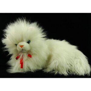 Chrisha Playful Plush White Persian Cat Fluffy Stuffed Animal Vintage 1988